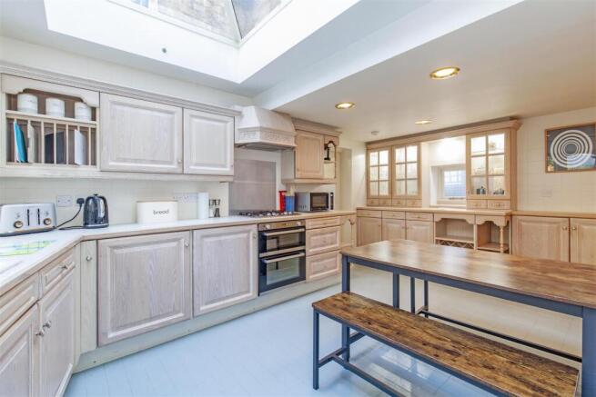 Kitchen-2.jpg