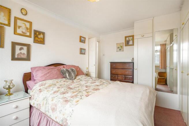 3 bed Semi-Detached for sale Image 10