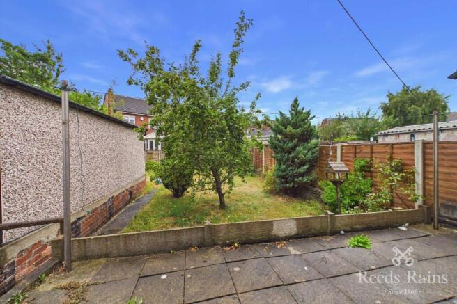 3 bed Semi-Detached for sale Image 11