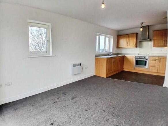 1 Schofield Place, Milnrow, OL16 3DN photo 4