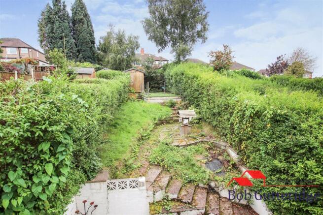 LANDSCAPED REAR GARDEN
