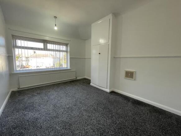 3 bed House to rent Image 6