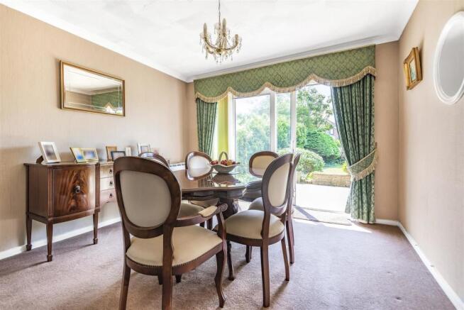 Dining Area.jpg
