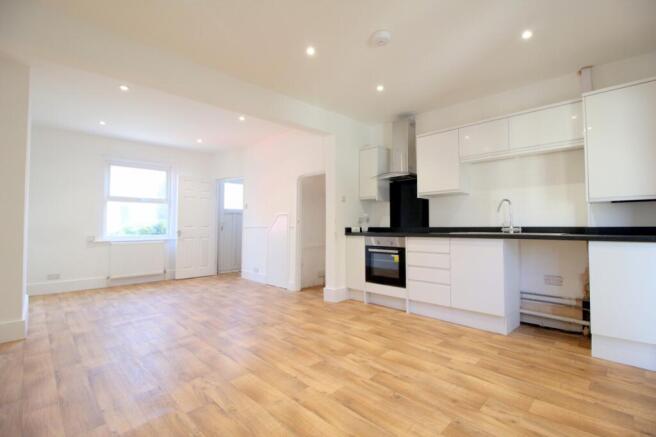 Modern fitted kitche