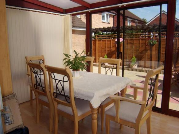 CONSERVATORY/DINING