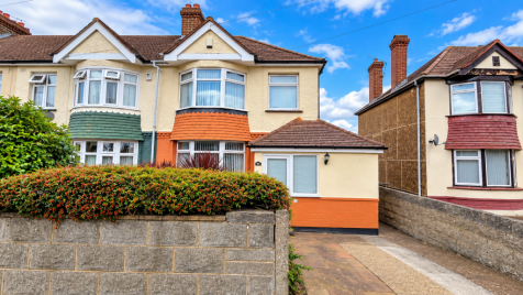 Barr Road, Gravesend, DA12 4DX