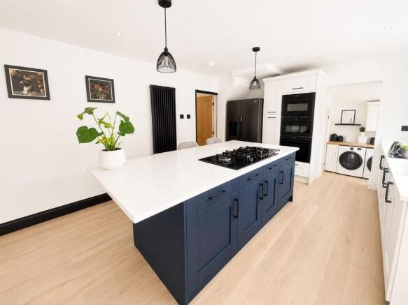 3 bed Detached for sale Image 5