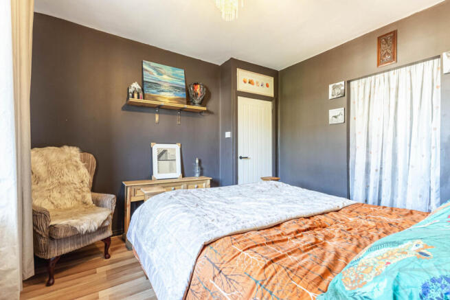 3 bed Semi-Detached for sale Image 10