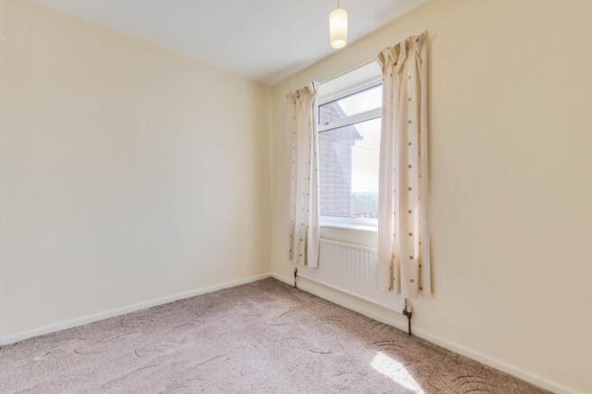 3 bed Terraced for sale Image 10