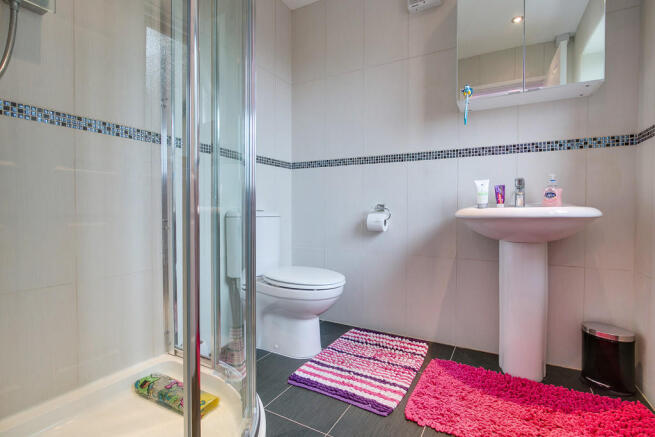 Ensuite To Bedroo...