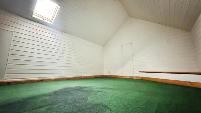3 bed Semi-Detached for sale Image 10