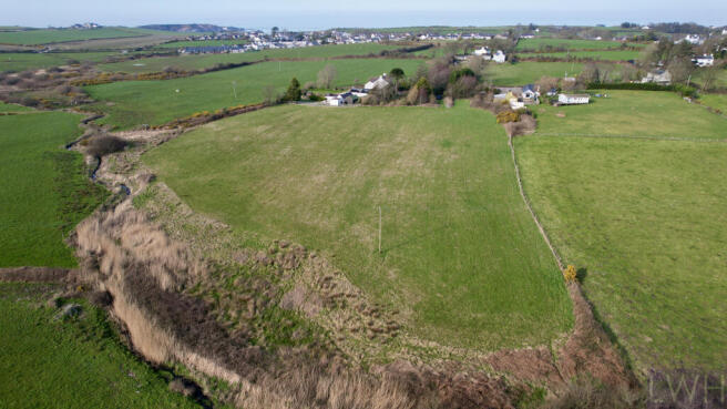 Land South of Twmpath Bach