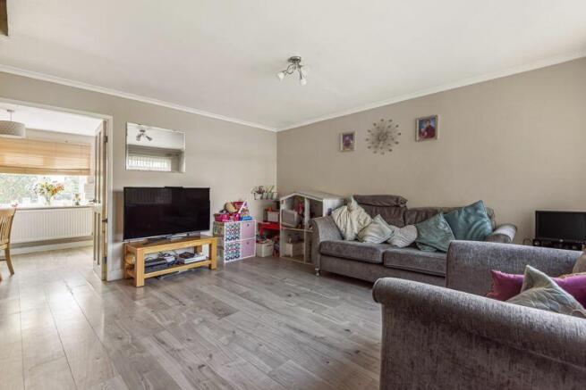 Lounge to Kitchen