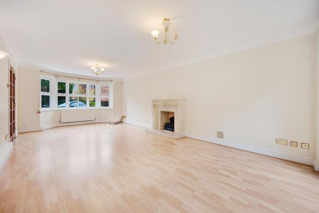 Cow Lane, Wilmslow, SK9 photo 4