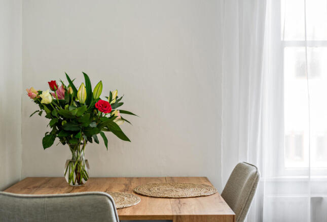 Dining Table Feature
