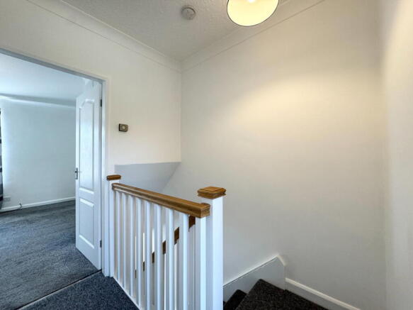 2 bed Terraced for sale Image 8