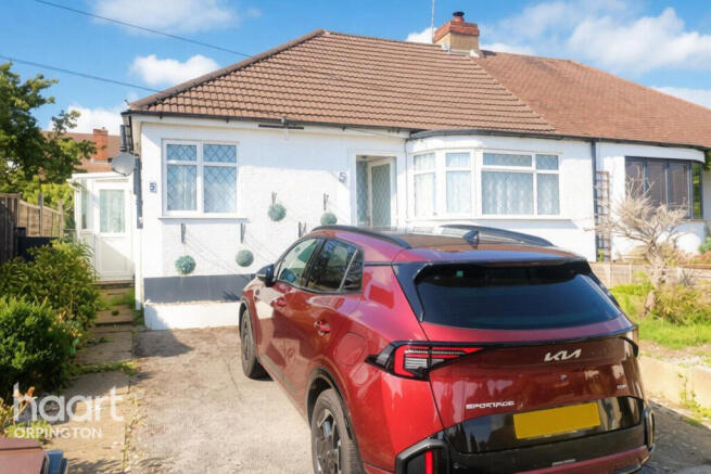 2-bed bungalow on Perry Hall Close, Orpington, £425,000