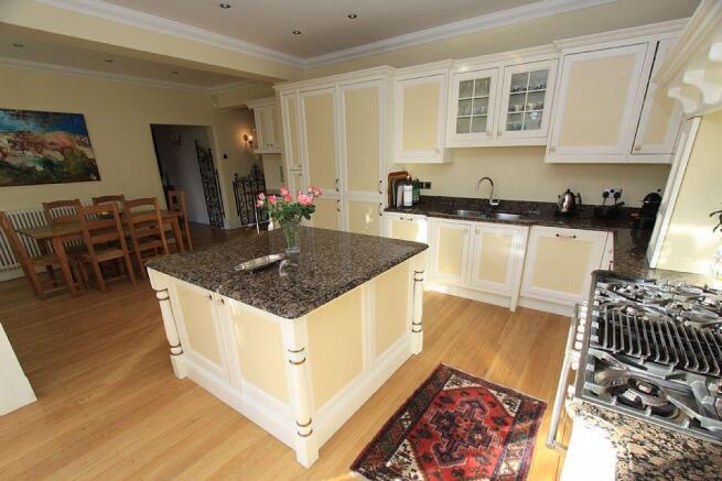 Kitchen / breakfast room