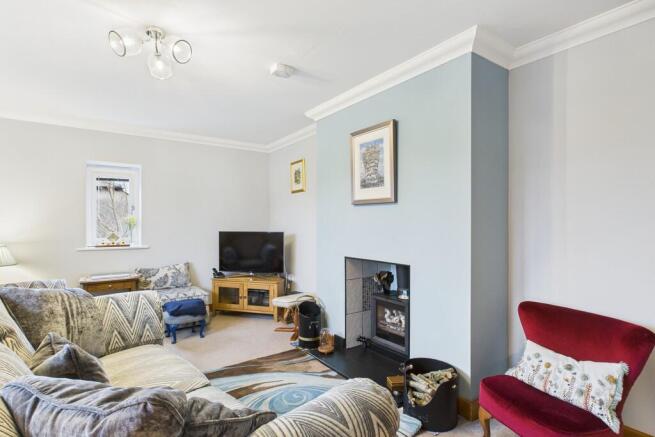 4 bed Detached for sale Image 5