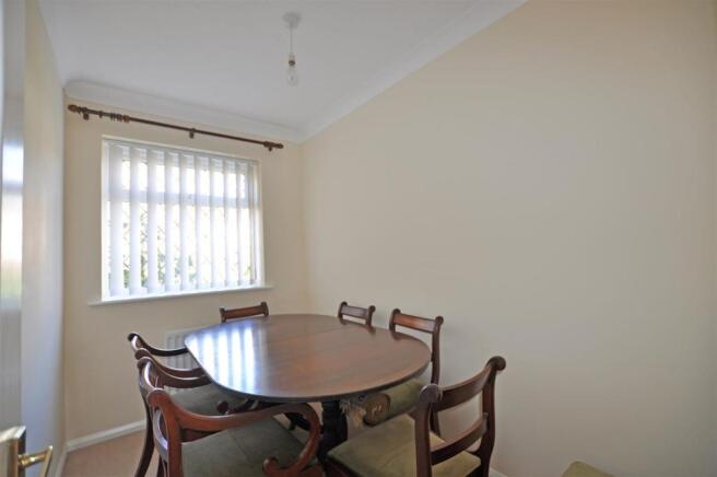 Bedroom 3.jpg