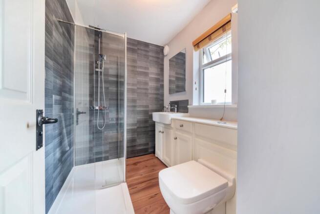 Downstairs Shower...