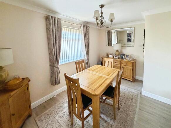 3 bed Detached for sale Image 5
