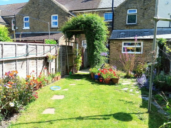 Photo 12
