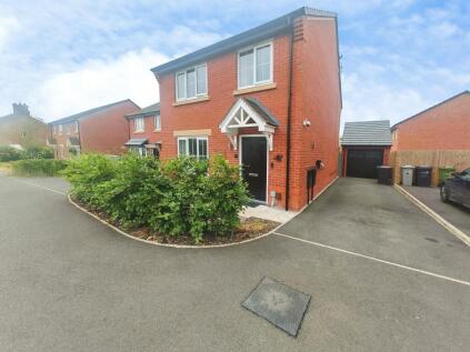 Maul Field Close, Crewe, CW1