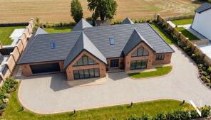 Barnby Moor Lodge, Old London Road, Retford DN22 8QS