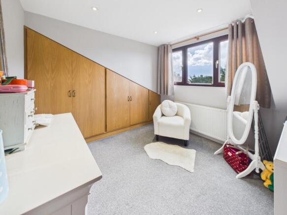 3 bed Detached for sale Image 9