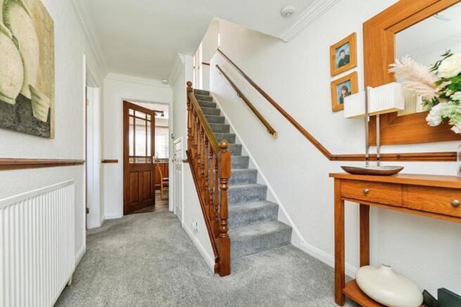 4 bed Detached for sale Image 8