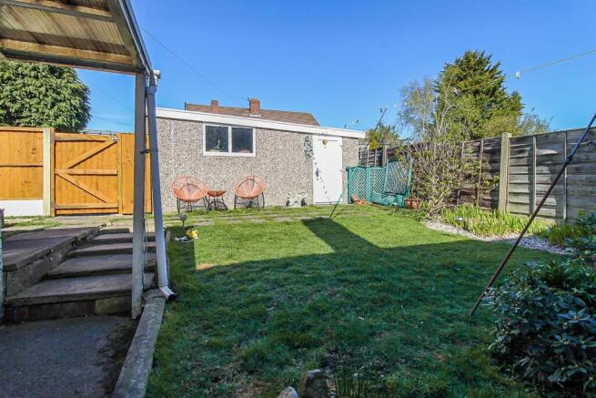 3 bed Semi-Detached for sale Image 12