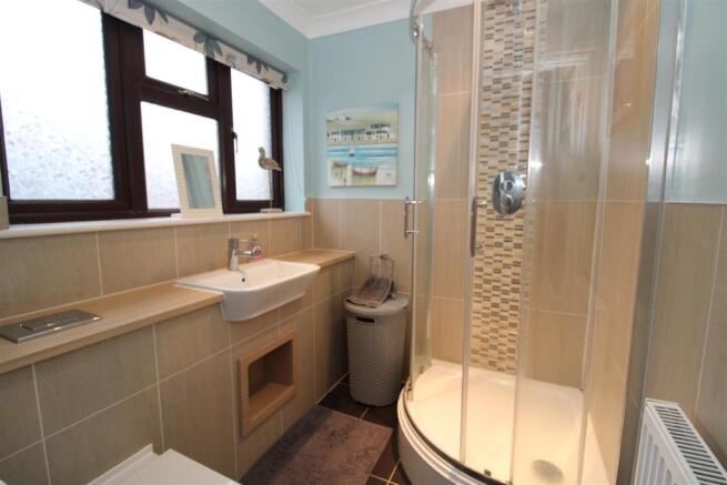 Cloak/Shower Room