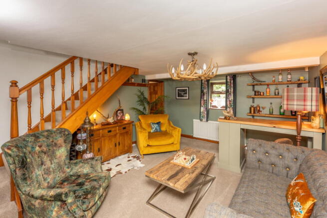 5 bed Barn Conversion for sale Image 7