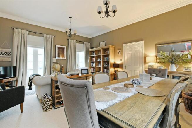 3 bed Detached for sale Image 7