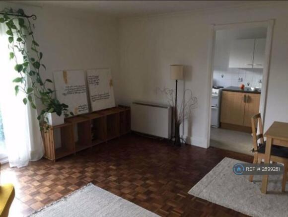 2 bed Flat to rent Image 4