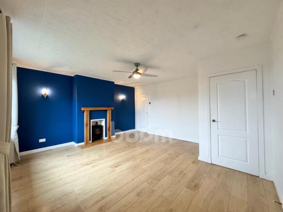 Faifley Road, Clydebank lounge pic