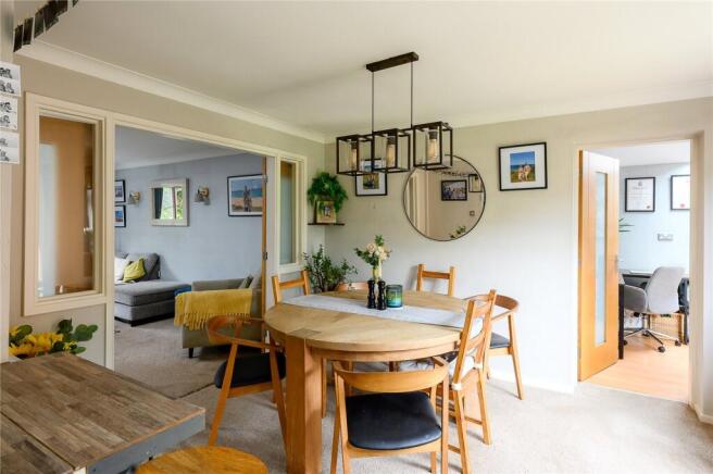 4 bed Detached for sale Image 4