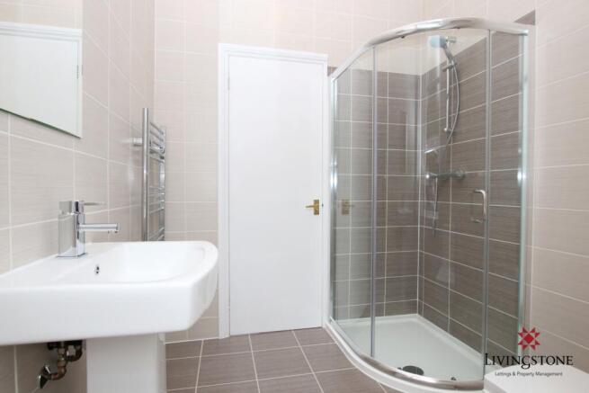 04-shower-room-alt