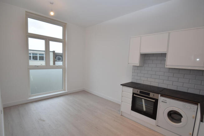 Kitchen/Lounge