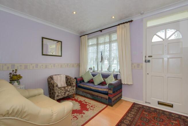 Entrance Hall/Sittin