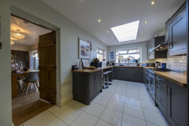89 Forest Road-005.JPG