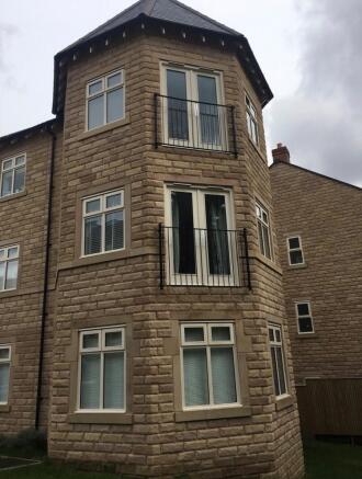 2 bed Apartment to rent Image 7
