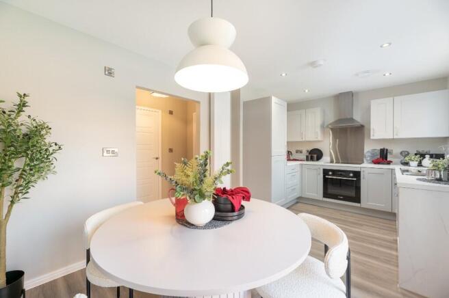 3 bed Semi-Detached for sale Image 8