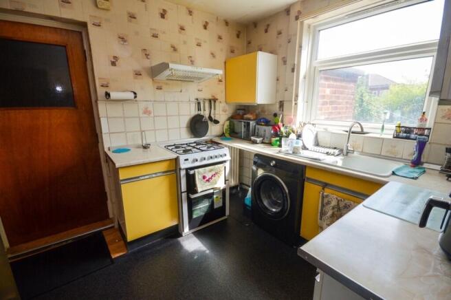 3 bed Semi-Detached for sale Image 6