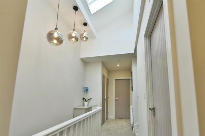 4 bed Detached for sale Image 5