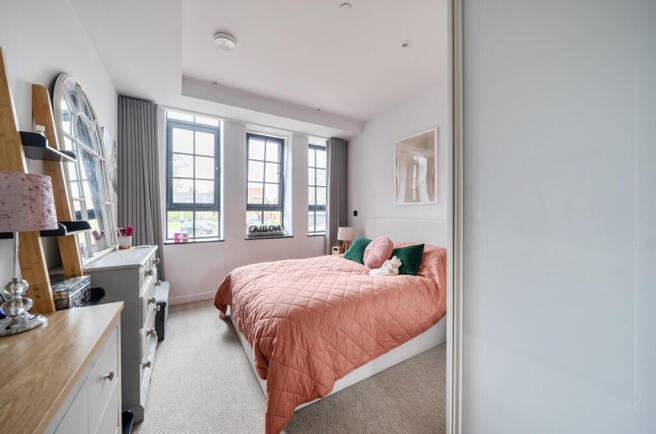 2 bed Apartment for sale Image 6