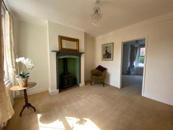 Dining Room.jpg