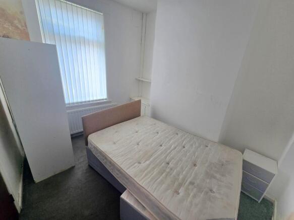 3 bed Terraced for sale Image 7