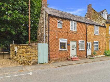 High Street, Hardingstone NN4